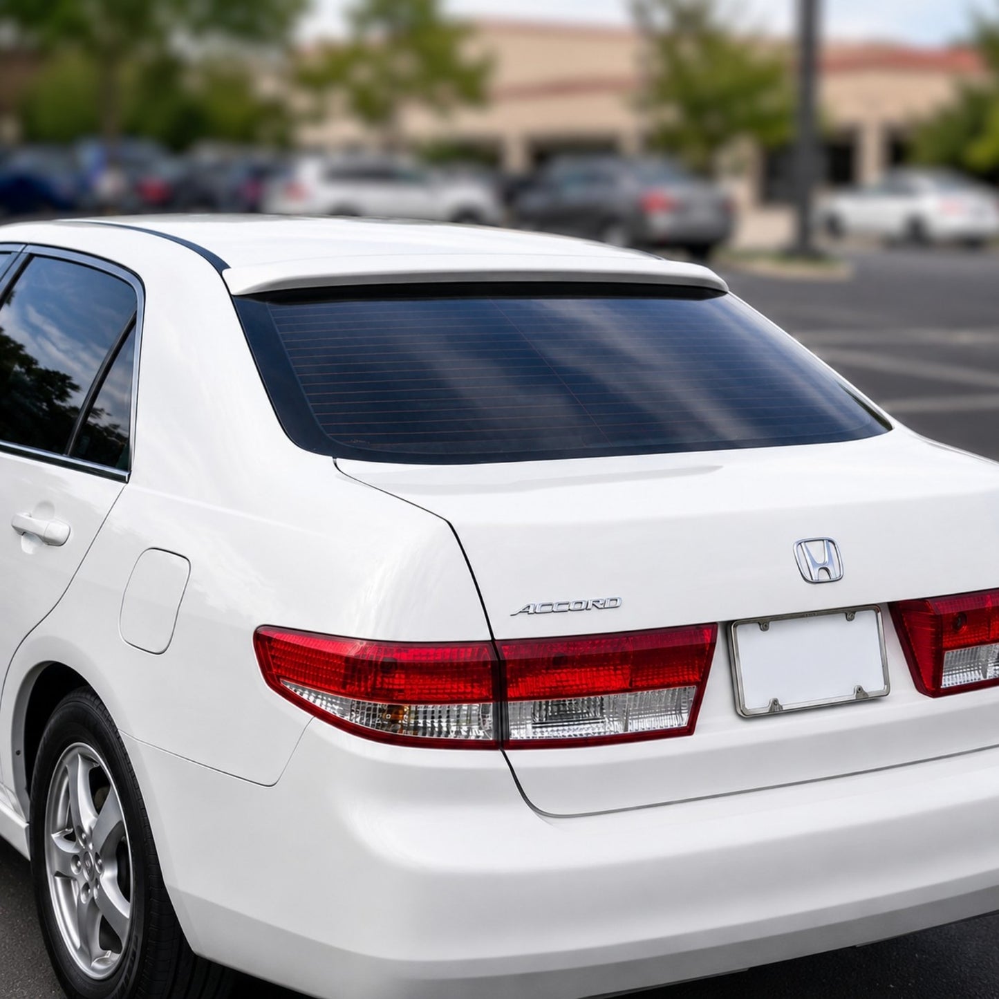 HONDA ACCORD 2003-2007 SEDAN VICERA DE PLASTICO ABS