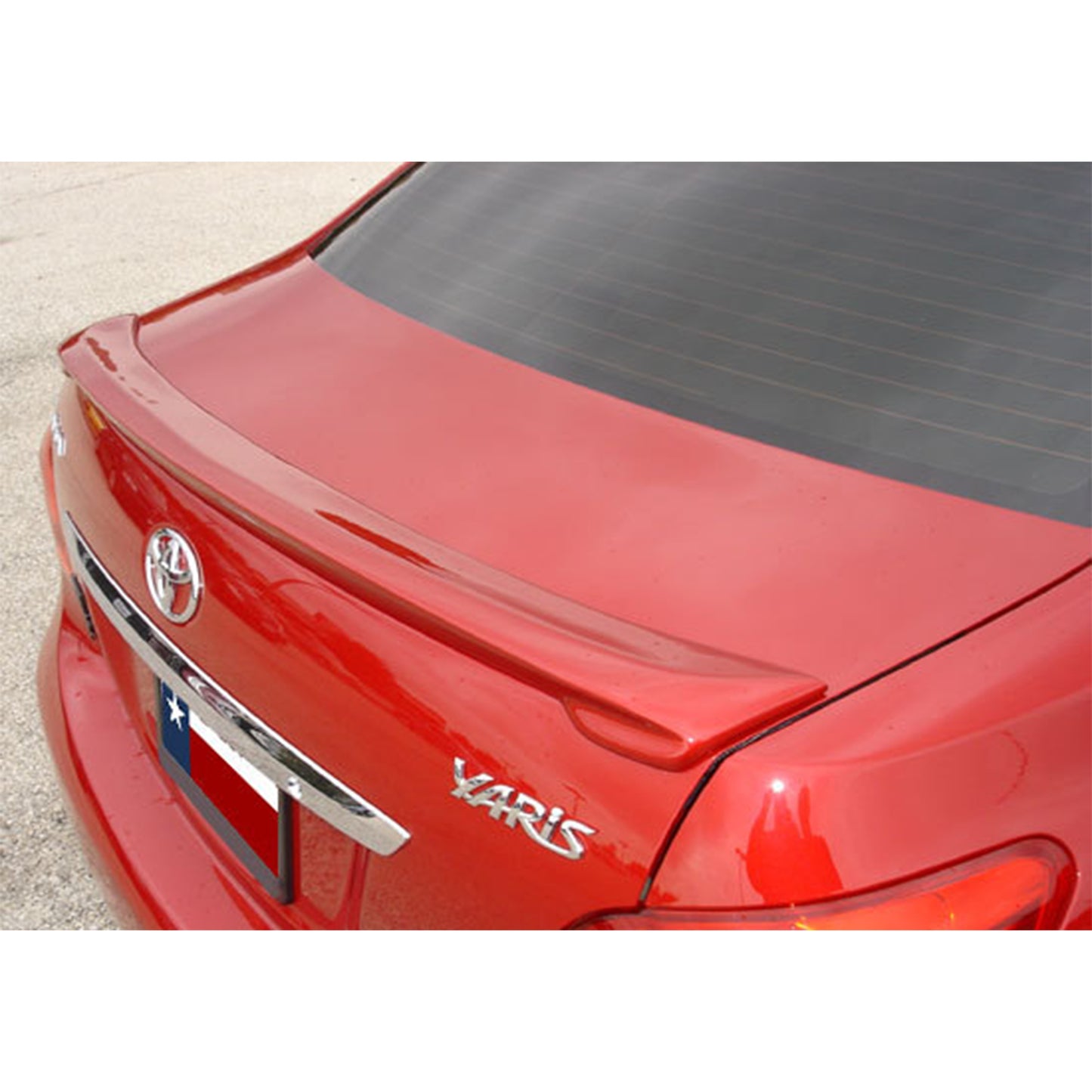TOYOTA YARIS 2007-2012 SEDAN SPOILER LIP DE FIBERGLASS