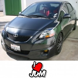 TOYOTA YARIS 2007-2012 SEDAN FRONT LIP ESTILO TRD EN FIBER GLASS